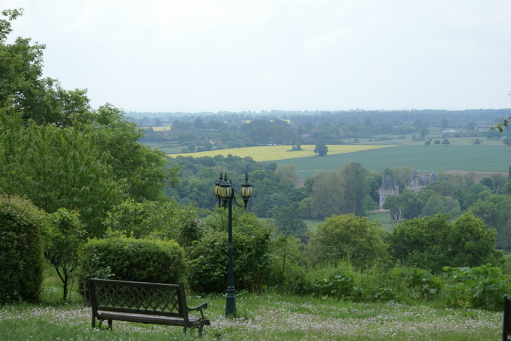 Vue sur Chateau de l'Isle de Touchay